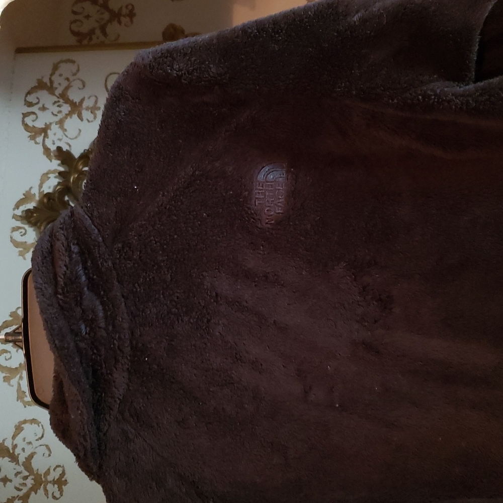 Womens, " Northface " jacket - Picture 3 of 4